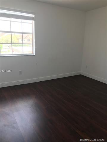 18336 NW 68th Ave #E, Hialeah, FL 33015 photo 12