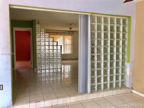 Undisclosed, Hialeah, FL 33014 photo 3