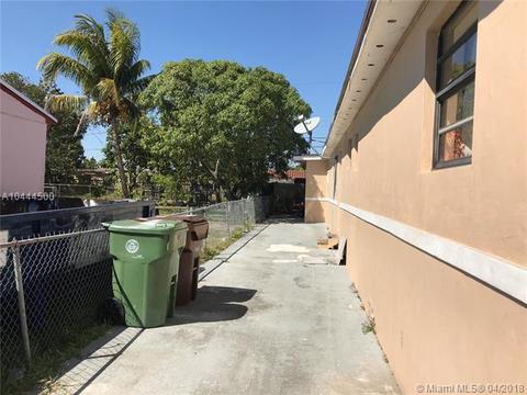 685 E 35th St, Hialeah, FL 33013 photo 15