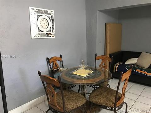 685 E 35th St, Hialeah, FL 33013 photo 8