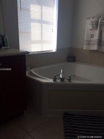 131 E Thatch Palm Cir, Jupiter, FL 33458 photo 14