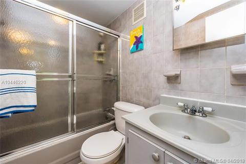 652 E 27th St, Hialeah, FL 33013 photo 18