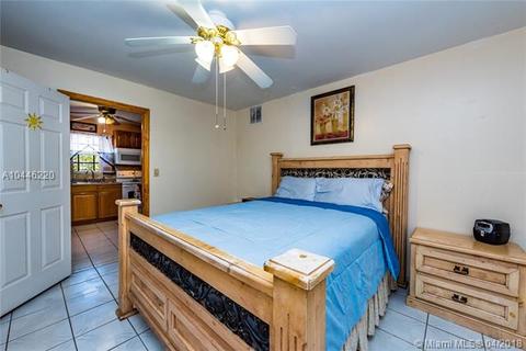 652 E 27th St, Hialeah, FL 33013 photo 20