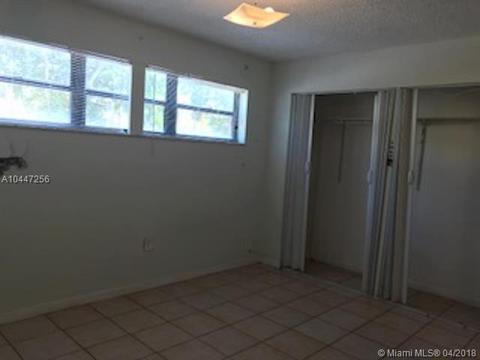 5 Olive Dr #2, Hialeah, FL 33010 photo 3