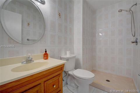 30 E 39th St #302, Hialeah, FL 33013 photo 18