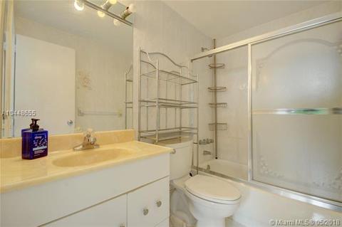 30 E 39th St #302, Hialeah, FL 33013 photo 15