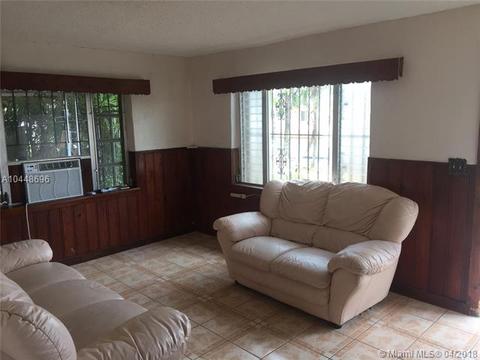 330 E 52nd St, Hialeah, FL 33013 photo 3