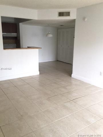 Undisclosed, Hialeah, FL 33015 photo 3