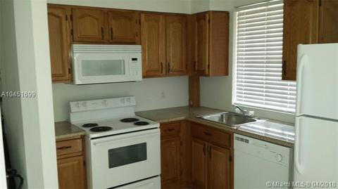 Undisclosed, Hialeah, FL 33015 photo 1