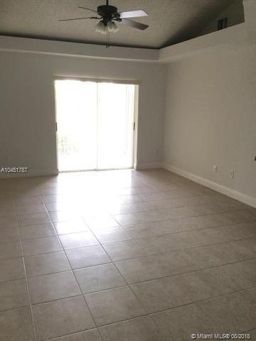 Undisclosed, Hialeah, FL 33015 photo 3