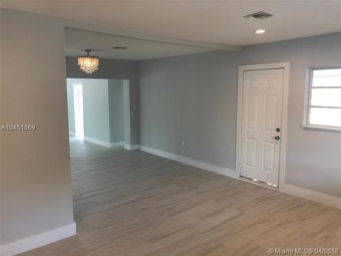 60 E 46th St, Hialeah, FL 33013 photo 6