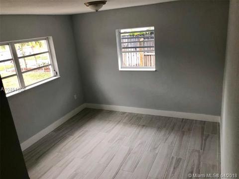 60 E 46th St, Hialeah, FL 33013 photo 8