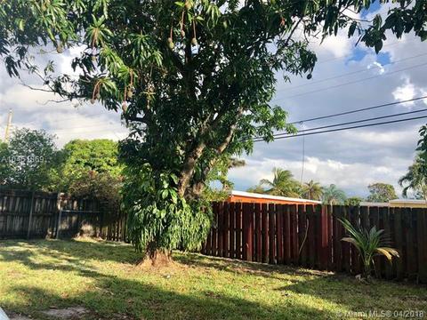 60 E 46th St, Hialeah, FL 33013 photo 11