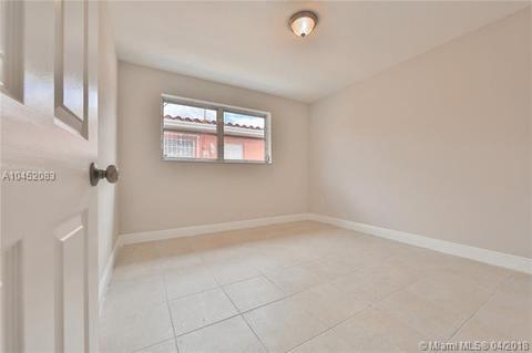 225 W 30th St, Hialeah, FL 33012 photo 15