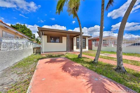 225 W 30th St, Hialeah, FL 33012 photo 2