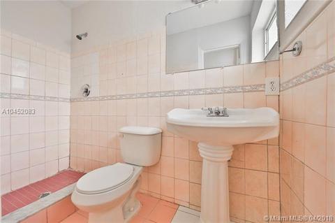 225 W 30th St, Hialeah, FL 33012 photo 18