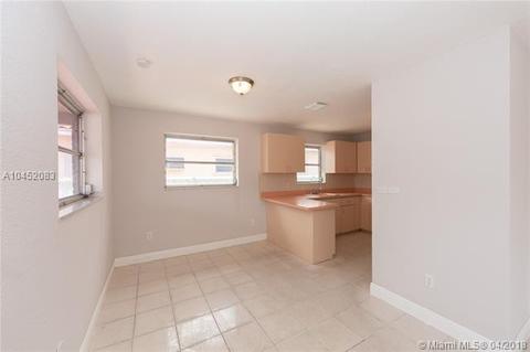 225 W 30th St, Hialeah, FL 33012 photo 7
