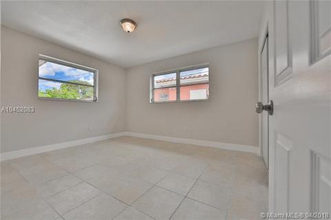 225 W 30th St, Hialeah, FL 33012 photo 16