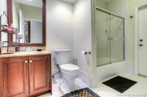 Undisclosed, Hialeah, FL 33018 photo 12