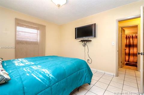 5340 E 5th Ave, Hialeah, FL 33013 photo 4