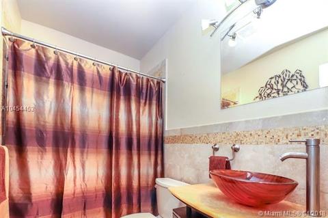 5340 E 5th Ave, Hialeah, FL 33013 photo 5