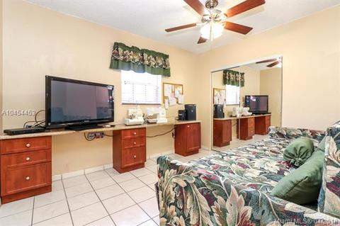 5340 E 5th Ave, Hialeah, FL 33013 photo 2