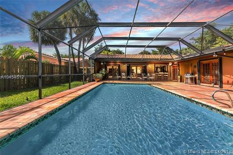 6361 Pent Pl, Miami Lakes, FL 33014 photo 23
