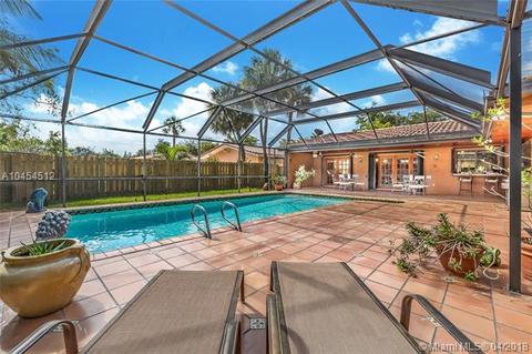 6361 Pent Pl, Miami Lakes, FL 33014 photo 21