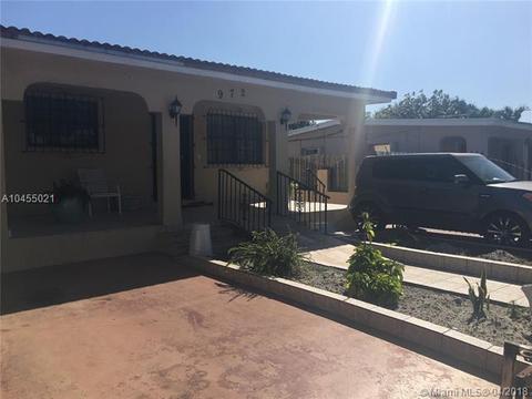 972 E 30th St, Hialeah, FL 33013 photo 2