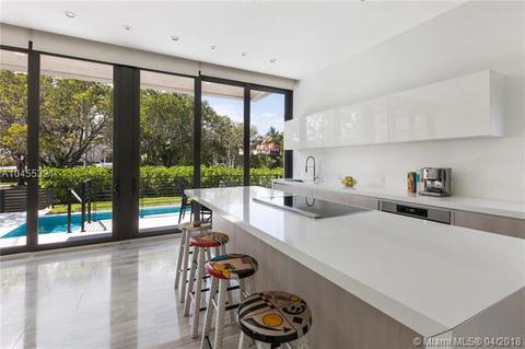 265 Harbor Dr, Key Biscayne, FL 33149 photo 9
