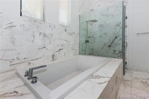 265 Harbor Dr, Key Biscayne, FL 33149 photo 13