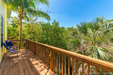 528 SW Akron Ave, Stuart, FL 34994 photo 10