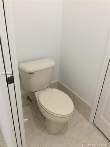 Undisclosed, Hialeah, FL 33015 photo 8