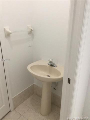 Undisclosed, Hialeah, FL 33015 photo 7