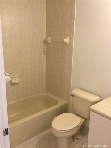 Undisclosed, Hialeah, FL 33015 photo 16