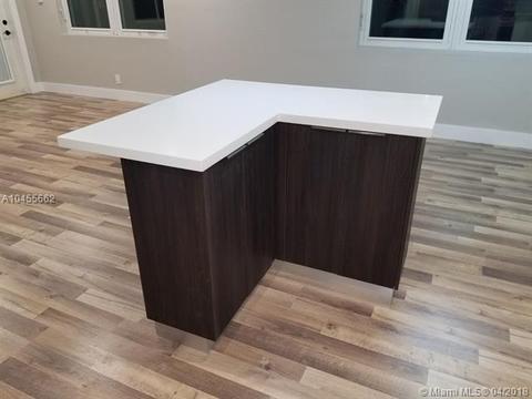 1925 N 35th Ave, Hollywood, FL 33021 photo 12