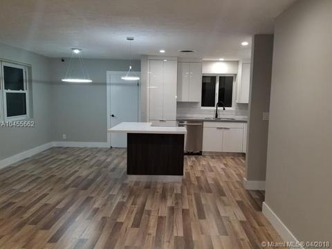 1925 N 35th Ave, Hollywood, FL 33021 photo 7