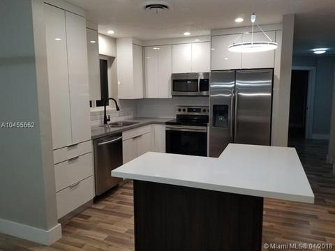 1925 N 35th Ave, Hollywood, FL 33021 photo 10