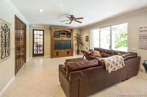 1684 Eagle Bnd, Weston, FL 33327 photo 10