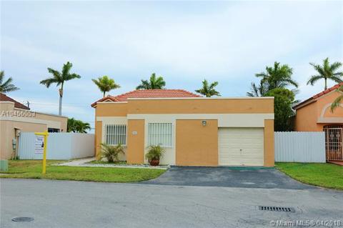701 NW 122nd Ct, Miami, FL 33182 photo 1