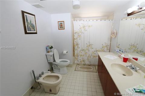 701 NW 122nd Ct, Miami, FL 33182 photo 9