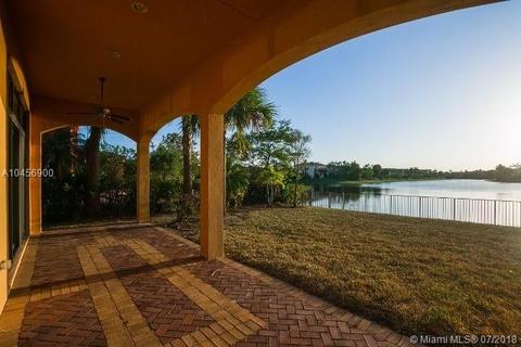 8239 Emerald Ave, Parkland, FL 33076 photo 3