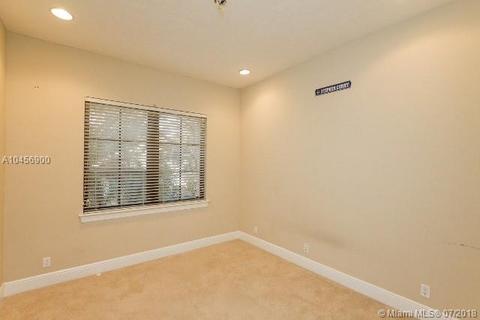 8239 Emerald Ave, Parkland, FL 33076 photo 19
