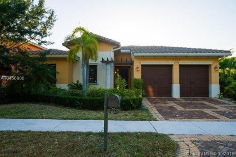 8239 Emerald Ave, Parkland, FL 33076 photo 1