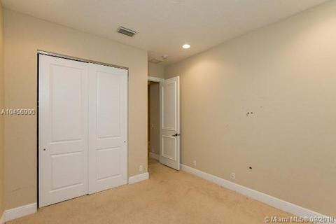 8239 Emerald Ave, Parkland, FL 33076 photo 18