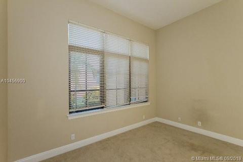 8239 Emerald Ave, Parkland, FL 33076 photo 15