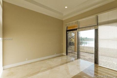 8239 Emerald Ave, Parkland, FL 33076 photo 6