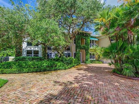 9402 SW 68th Ct, Pinecrest, FL 33156 photo 1