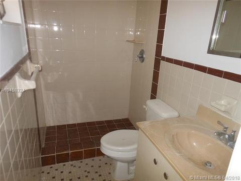 4806 E 9th Ln, Hialeah, FL 33013 photo 14