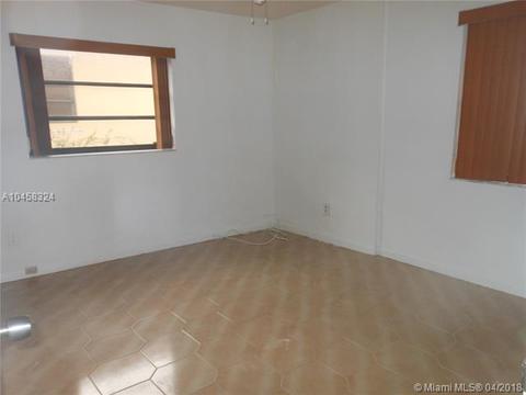 4806 E 9th Ln, Hialeah, FL 33013 photo 11